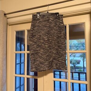 Daniel Rainn Black and white Pencil Skirt size small